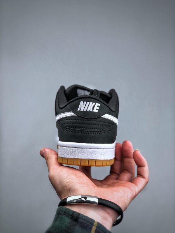 SB  DUNK - Image 4