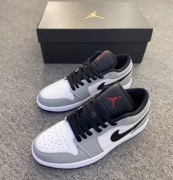nike - Image 2