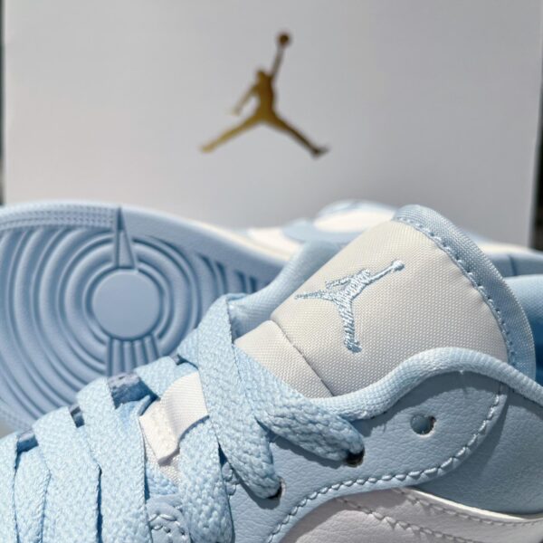 aj - Image 3