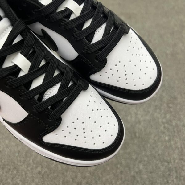 SB DUNK - Image 5